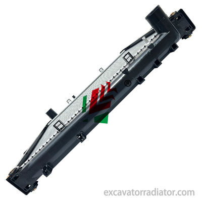ISUZU Z14B کامیون سبک فروش گرم رادیاتور تانک آب ماشین آلومینیوم سیستم خنک کننده موتور